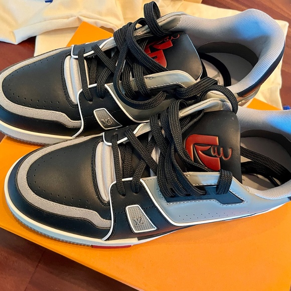 LV Trainers  / Sneakers / Virgil Abloh Men's US9 /EU42 - Picture 3 of 16